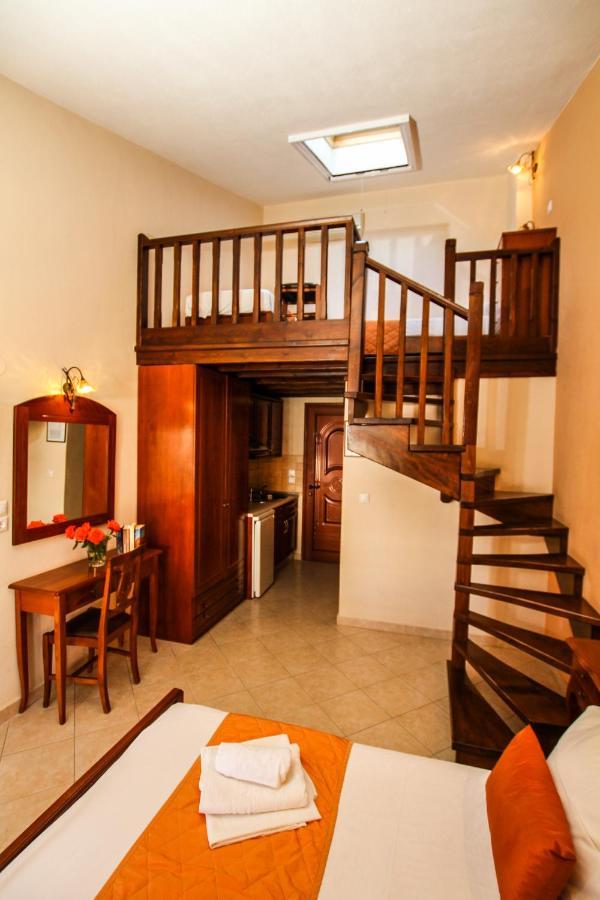 Xenonas Apollon Aparthotel ซาร์ตี ภายนอก รูปภาพ