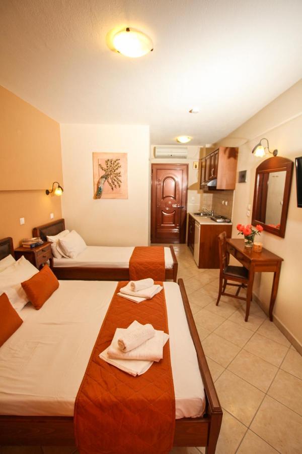 Xenonas Apollon Aparthotel ซาร์ตี ภายนอก รูปภาพ